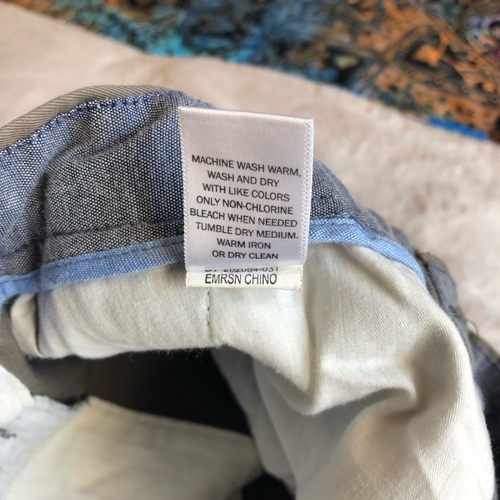 Khaki Banana Republic Chinos - Picture 5 of 5
